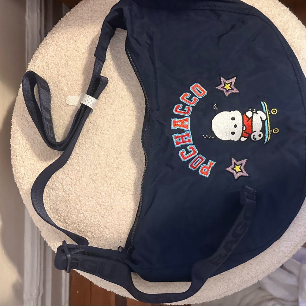 BAGGU X Hello Kitty & Friends UO Exclusive Pochacco Medium Nylon Crescent